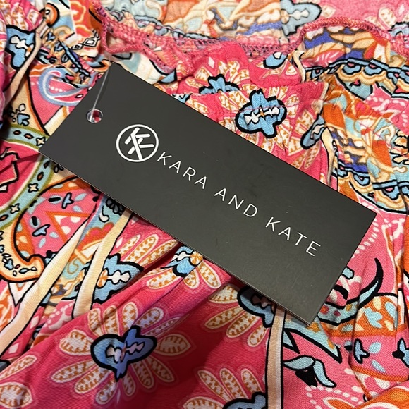 Boho pink random designs. on or off the shoulder Pink, turquoise, blue, white - Picture 14 of 14